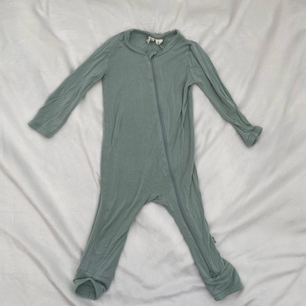 Kyte Baby long sleeve romper 18-24